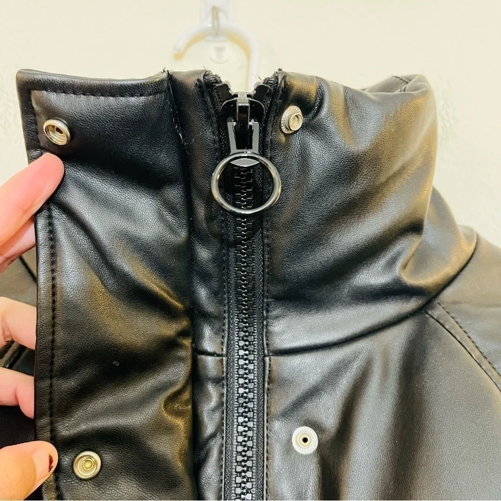 Topshop Faux Leather Cropped Puffer Jacket Women Size 2 Color Black Pockets - Picture 10 of 16